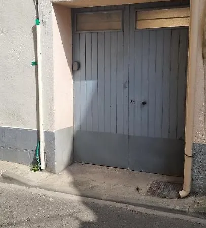 Lägenhet Agreable Duplex Avec Veranda Et Cour Interieure *